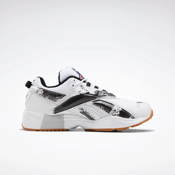 Classics Reebok INTV 96 Panske White/Black | AXBHCS623